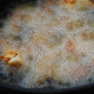 Gà sốt tương ớt kiểu Hàn Quốc