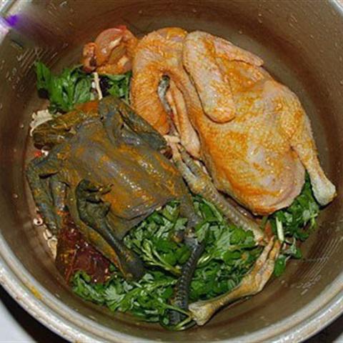 Cách làm gà tần nấu bằng nồi cơm điện