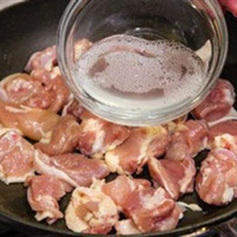 Cách làm gà trộn dưa leo