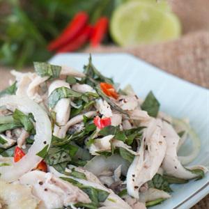 Cách làm gà trộn rau răm