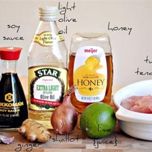 Cách làm gà ướp tỏi gừng nướng