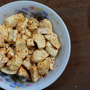 Cách làm gà viên chiên mè