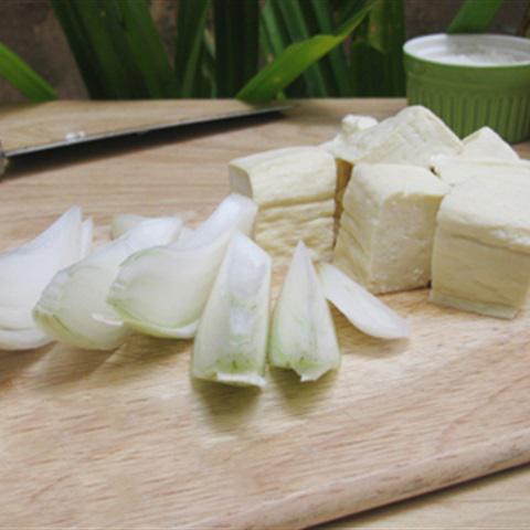 Cách làm gà viên đậu hũ chiên