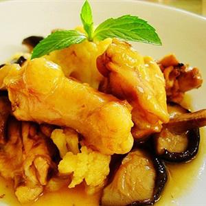 Cách làm gà xào bông cải trắng