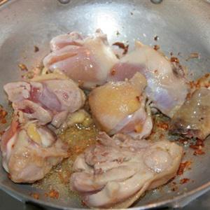 Cách làm gà xào kim chi