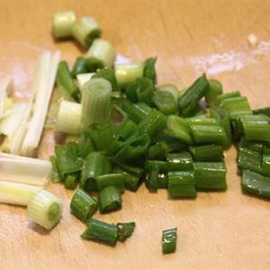 Cách làm gà xào ớt sả băm