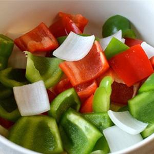 Cách làm gà xào rau củ