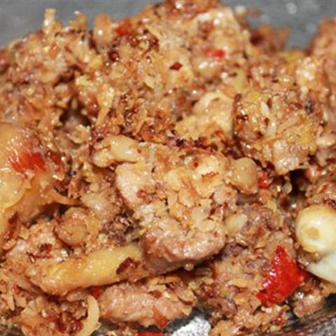 Cách làm gà xào sả ớt