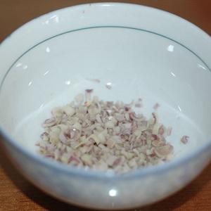 Cách làm gà xào sả