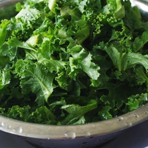 Cách làm gà xào xà lách