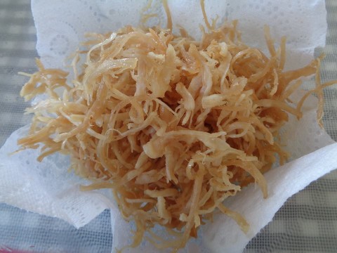 Gà xé sợi xào cay tuyệt ngon