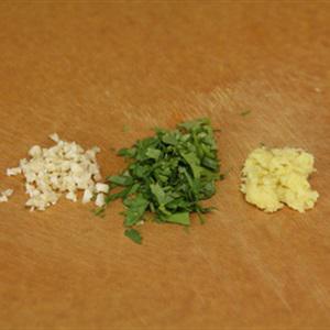 Cách làm gà xiên nướng kiểu Thái