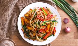 Gà xiên que ướp sữa chua thơm nức mũi