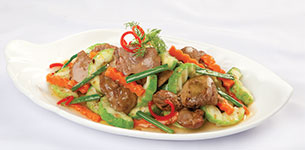 Gan gà xào chua ngọt