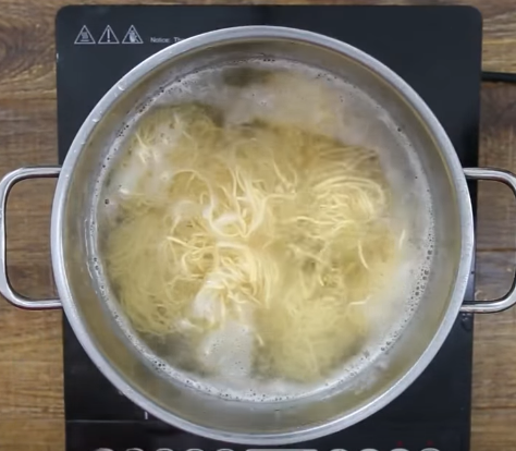 Gắp không ngừng đũa với món thịt heo quay bì giòn ngon như ngoài hàng