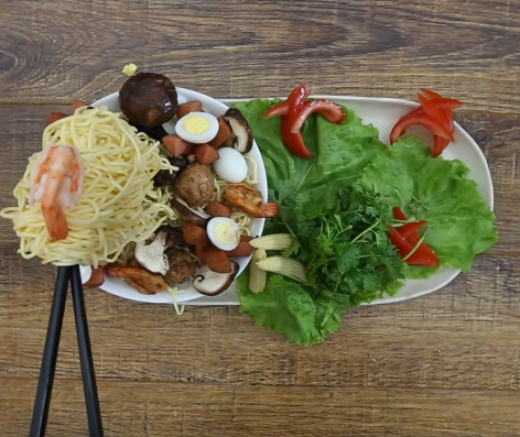 Gắp không ngừng đũa với món thịt heo quay bì giòn ngon như ngoài hàng