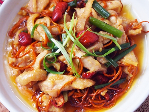 Gầy đến mấy cũng tăng cân vù vù với bánh bì ngô nhồi thịt kiểu này