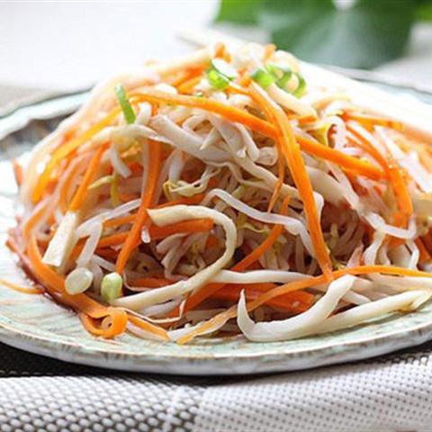 Cách làm giá đỗ trộn chua ngọt