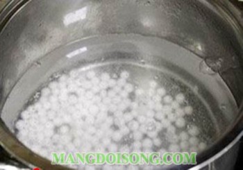 Giải nhiệt ngày hè bằng món chè xoài bột báng đơn giản mà ngon