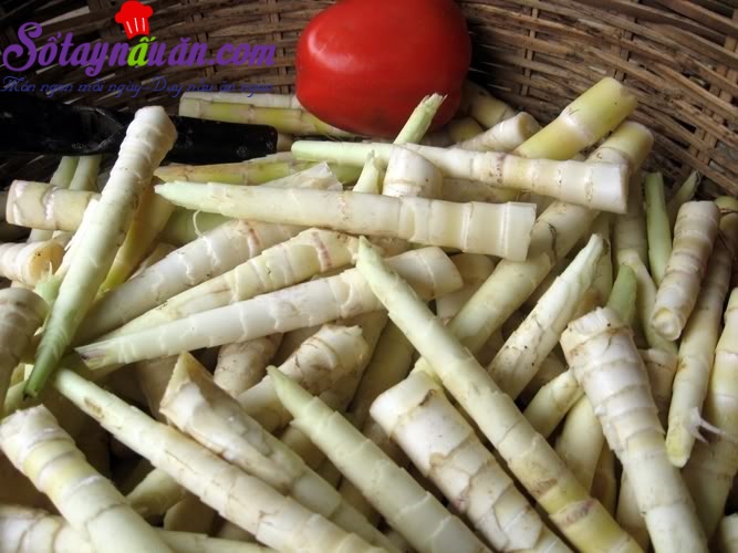Giảm cân cùng măng ngọt luộc chấm tương bần