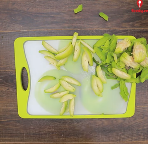 Giảm cân nhanh với sinh tố mướp đắng mật ong