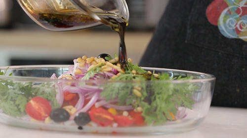 Giảm cân siêu tốc sau 1 tuần với món nộm su hào giòn ngon, đẹp mắt