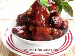 Giò heo hầm coca-cola