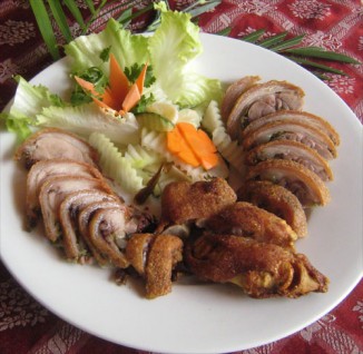 Giò heo muối chiên giòn