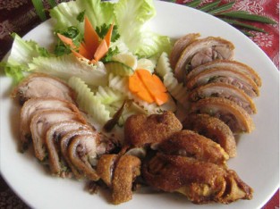 Giò heo muối chiên giòn