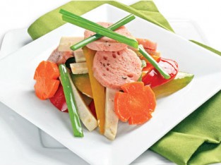 Giò lụa cuộn tôm cháy tỏi