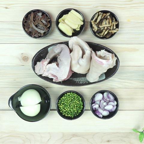 Cách làm giò thủ ngày Tết