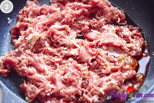 Giòn giòn nấm kim châm xào thịt bò