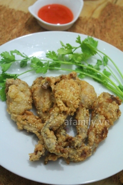 Giòn rụm thơm phức món ếch tẩm vừng chiên