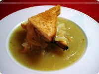 Giữ ấm cơ thể với món soup hành kiểu Pháp