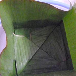 Cách gói bánh chưng bằng lá chuối