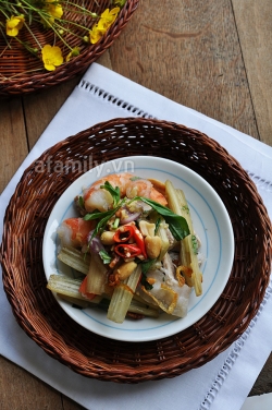 Gỏi bông súng tôm thịt - món ngon mùa hè