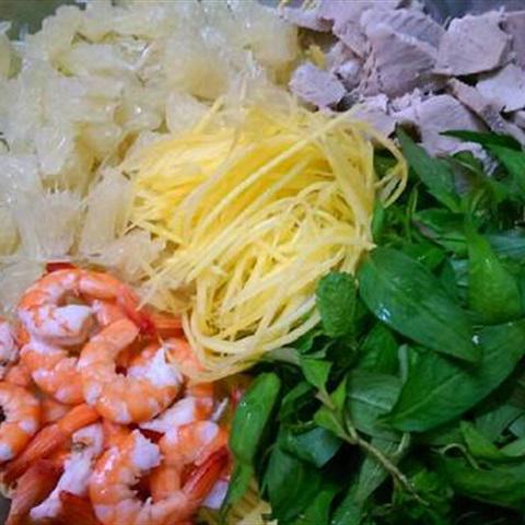 Cách làm gỏi bưởi đu đủ tôm thịt