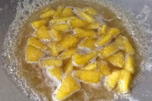 Gỏi bưởi tôm thịt chua giòn cực ngon  ăn ngay trong quả bưởi