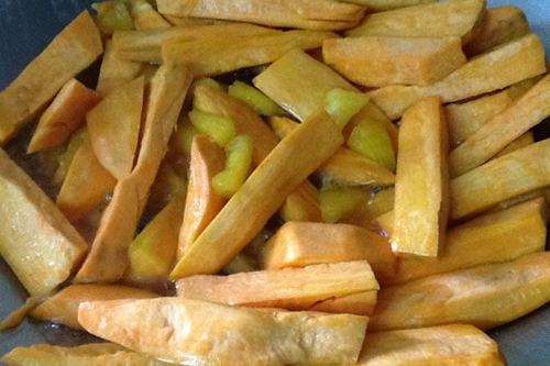 Gỏi bưởi tôm thịt chua giòn cực ngon  ăn ngay trong quả bưởi