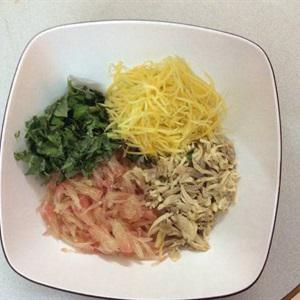 Cách làm gỏi bưởi trộn thịt gà