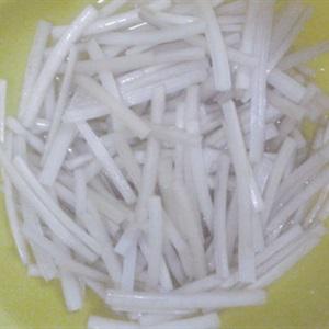 Gỏi chân gà ngó sen