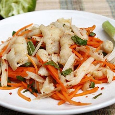 Gỏi chân gà ngó sen