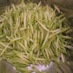 Cách làm gỏi cóc khô bò