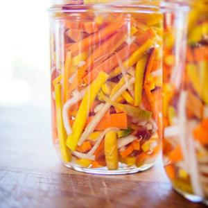 Cách làm gỏi củ cải cà rốt