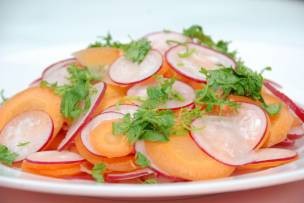 Gỏi củ cải đỏ