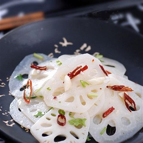 Cách làm gỏi củ sen trộn cay