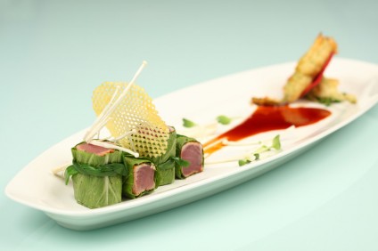 Gỏi cuốn cá ngừ