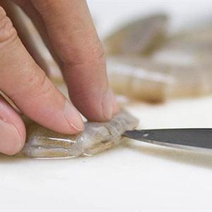 Cách làm gỏi cuốn nhân tôm