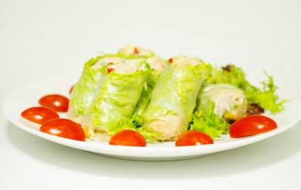 Gỏi cuốn salad cá ngừ