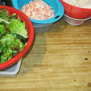 Cách làm gỏi cuốn tôm kiểu mới